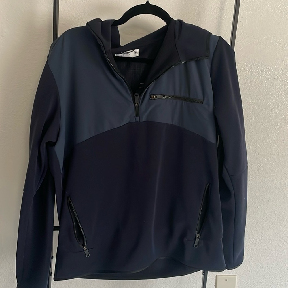 Hill city tech hoodie